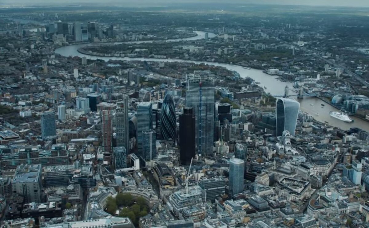 Лондон. Скриншот из сериала.