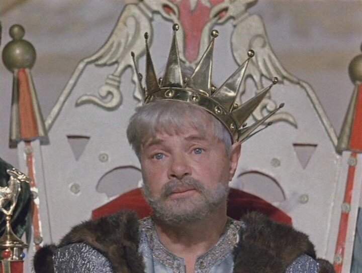 Кадр из фильма-сказки "Там, на неведомых дорожках..."