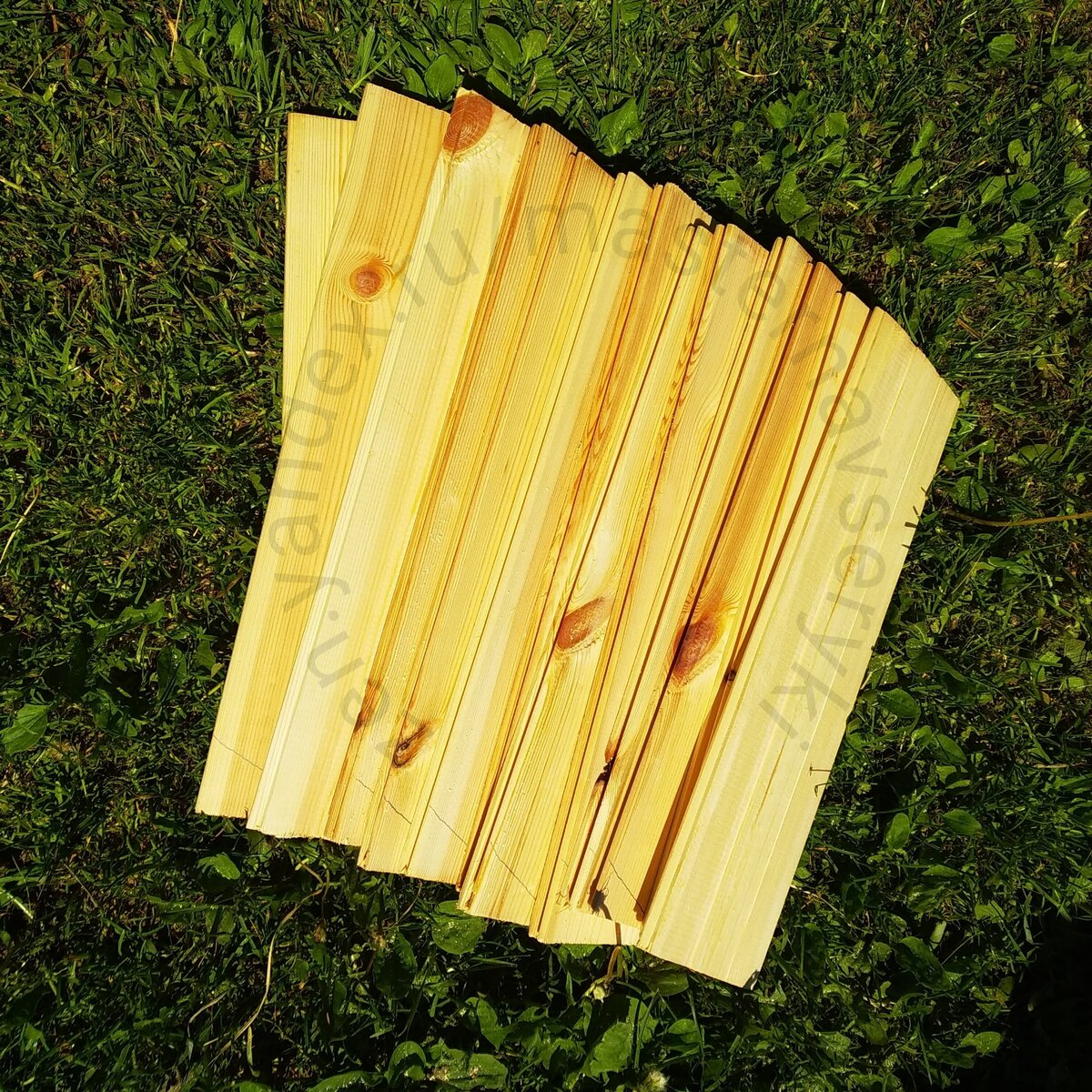 Обрезки вагонки.