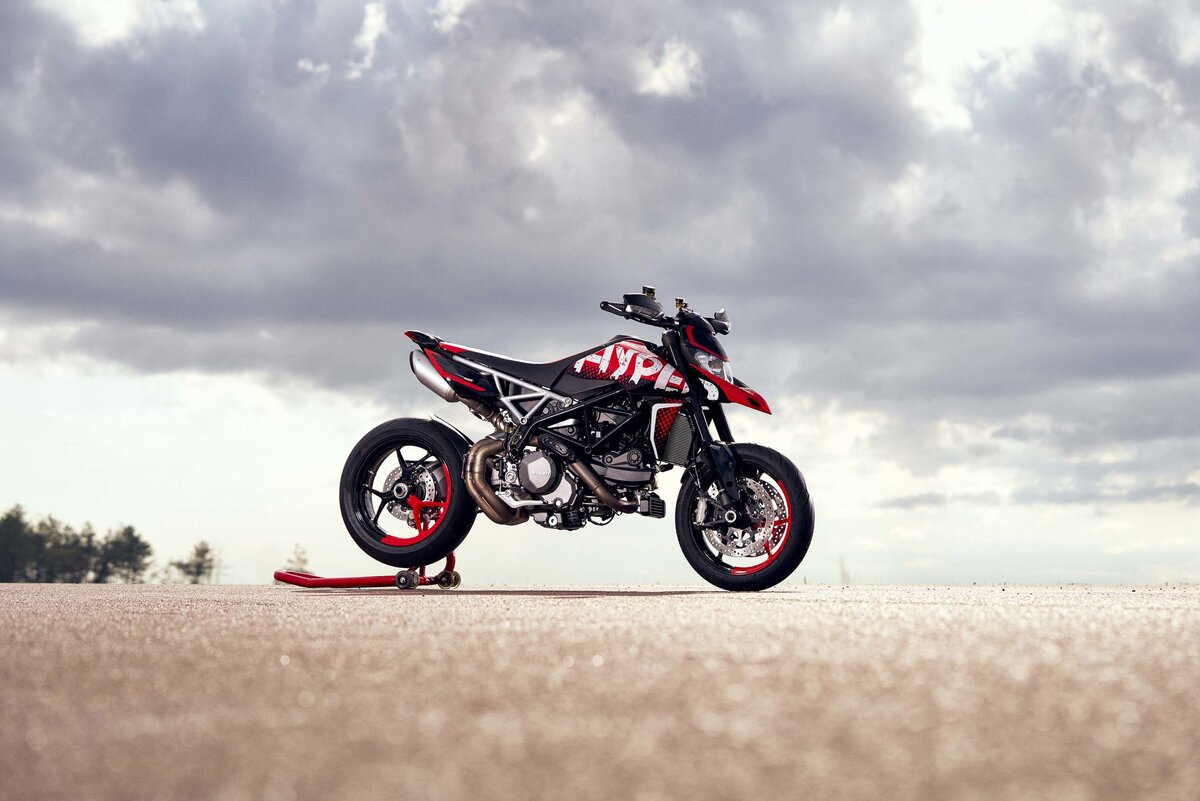 Ducati Hypermotard 2015