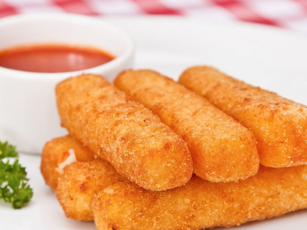 Давно хотела разместить рецепт этой закуски.Очень вкусный,нежный,из простых продуктов.Это блюдо будет хорошо и на праздничном столе и красивое и очень вкусное.Готовится очень быстро и просто,а результат порадует ваших домочадцев.