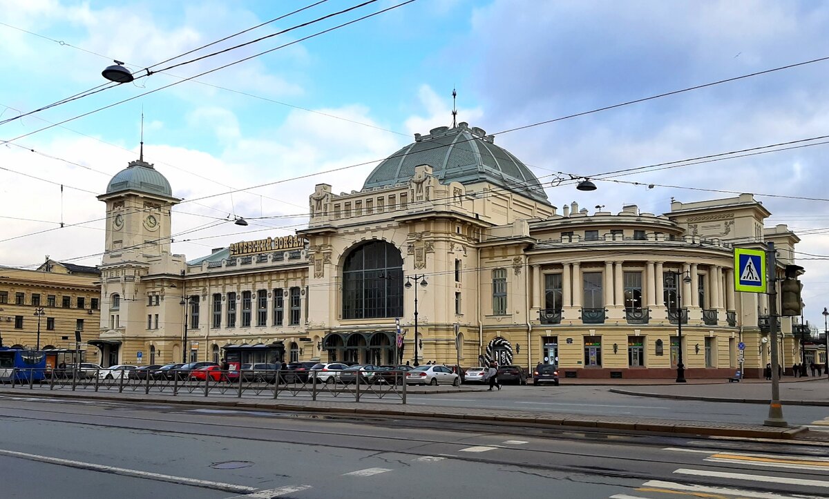 Питерский вокзал фото