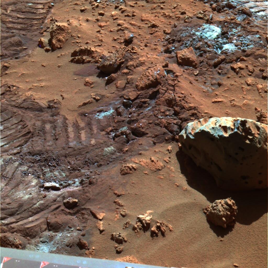 Снимок №1 / © NASA/JPL-Caltech/Cornell