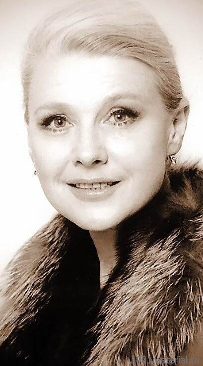 майя кристалинская в детстве. лариса мондрус. ирина бржевская фото. советские певицы 60 70 годов список.