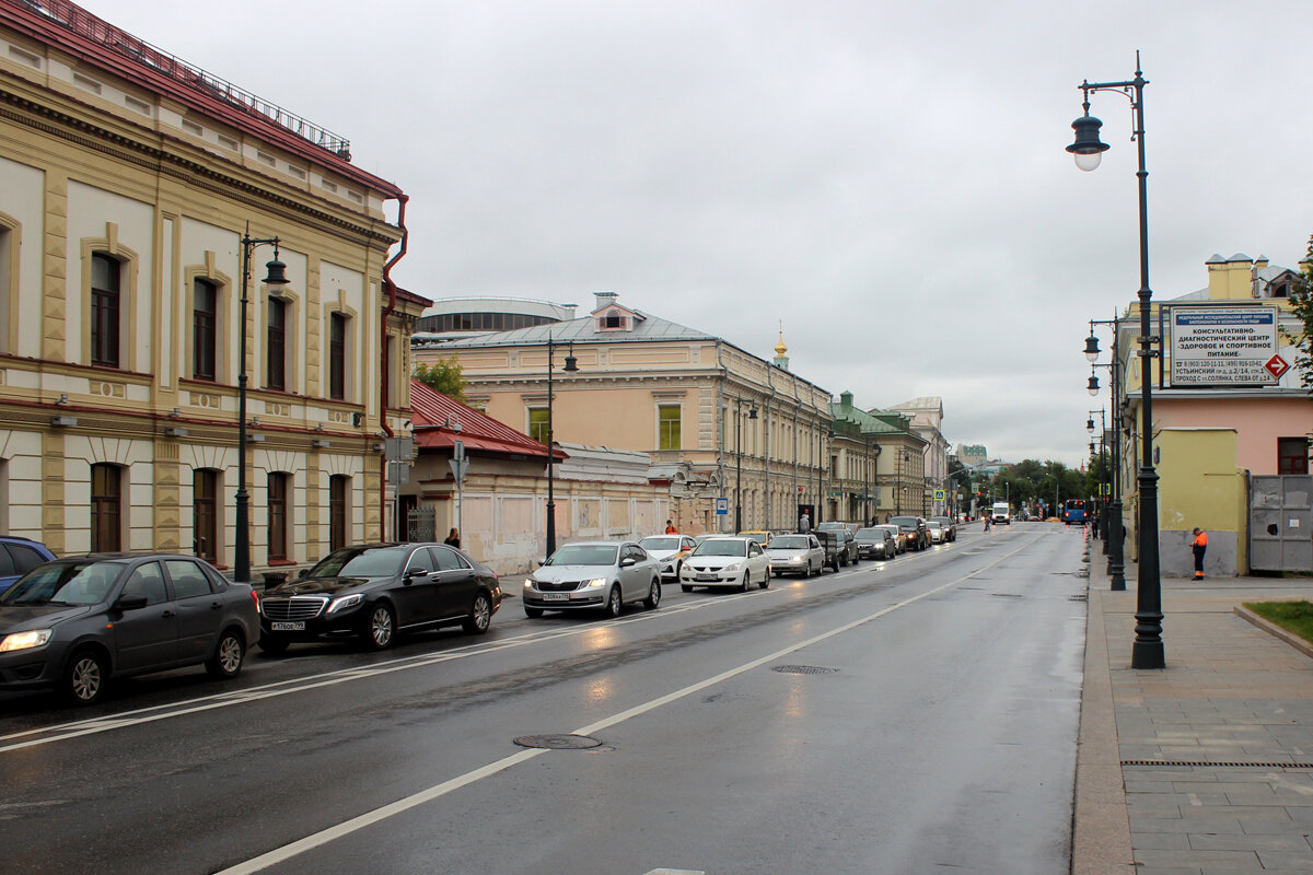 Что меня больше всего раздражает в Москве, и чем Санкт-Петербург лучше  Москвы | Горожанин | Дзен