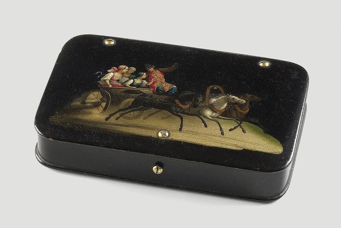 табакерка 19 века