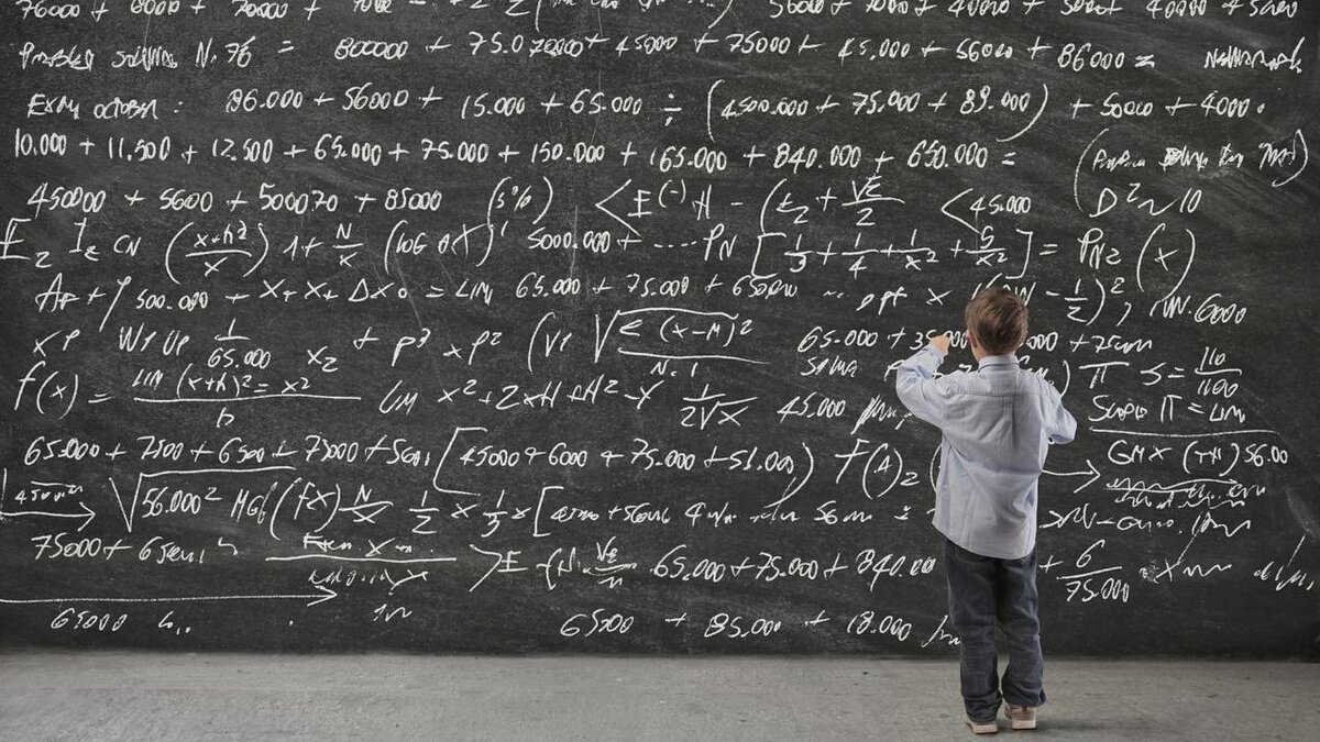 Источник: https://ukcamp.ru/wp/wp-content/uploads/2018/09/making-algebra-actually-mean-something.jpg