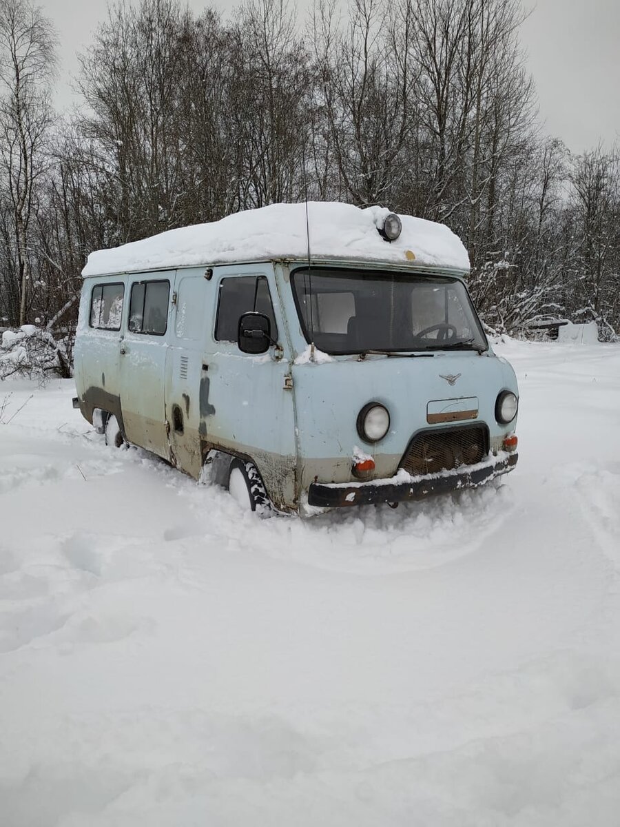 Фото автора канала. УАЗ "буханка"