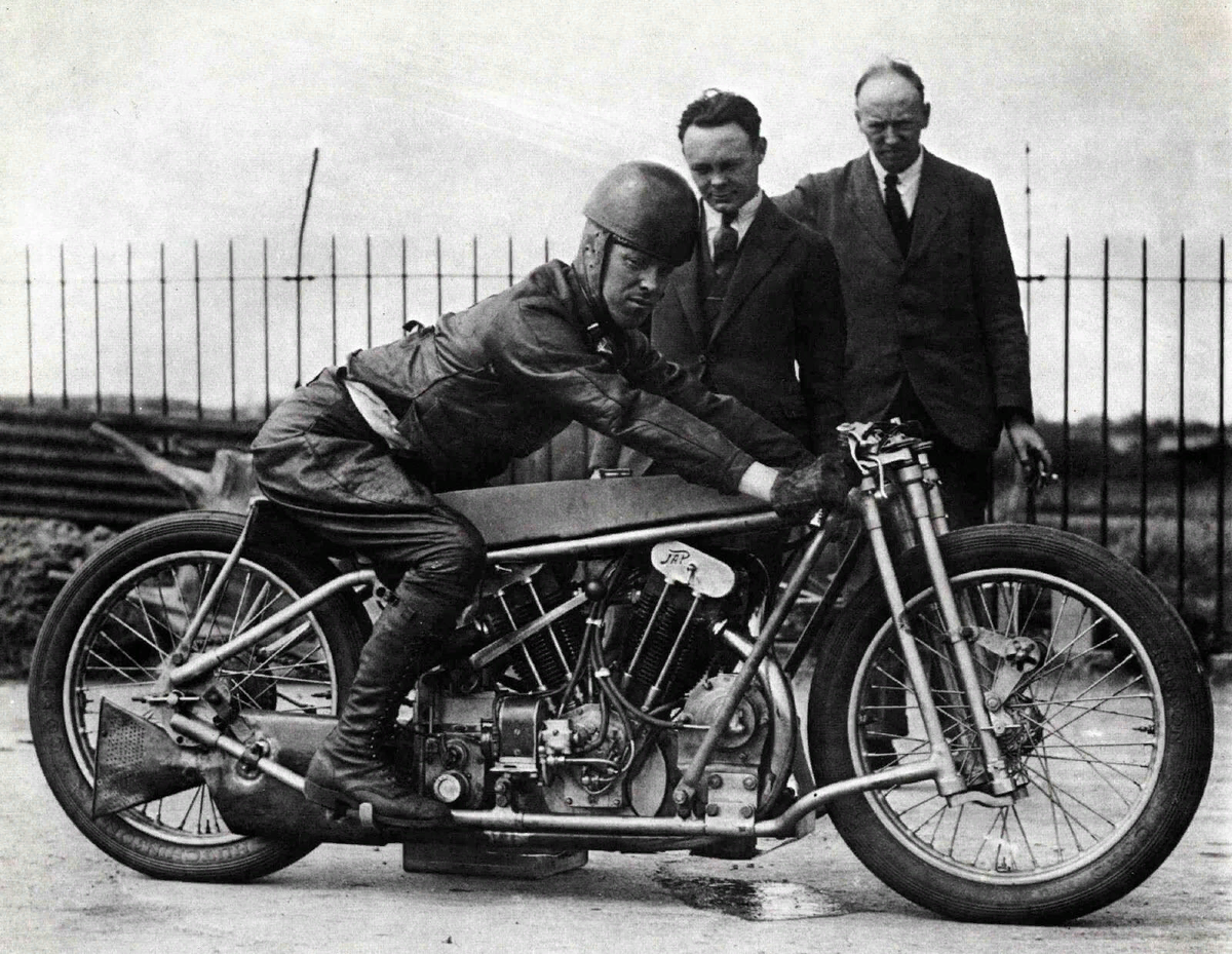 Мотоцикл 1930 х Сиша