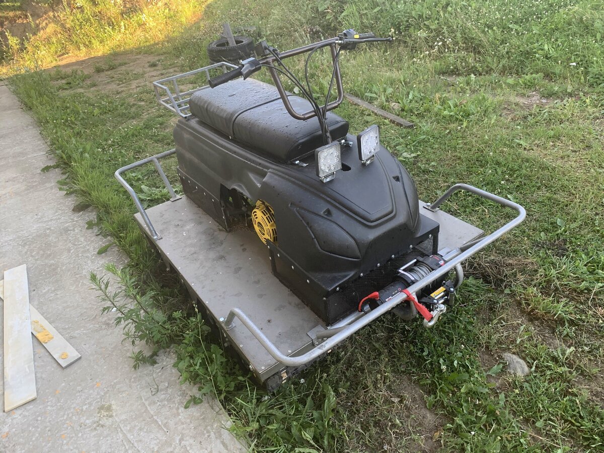 Гусеничный мото-Вездеход "Маламут"- 380. личные фото.