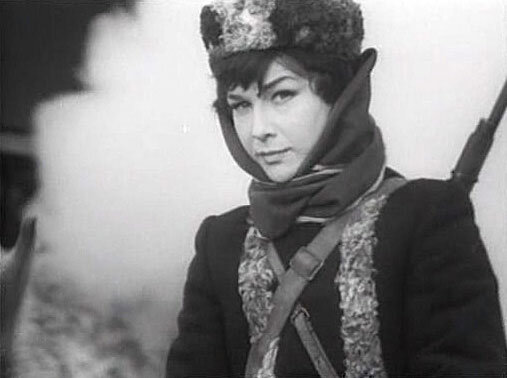 Кадр из фильма В роли Ольги - Нинель Мышкова Фото www.ruskino.ru