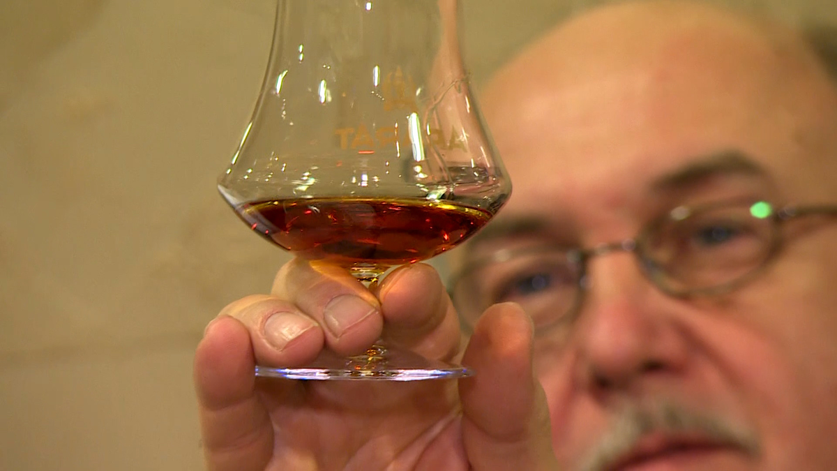 коньяк в кб ассортимент. коньяк курвуазье вс всоп хо. дегустация вина и коньяка. качество коньяка. коньяк gautier xo.