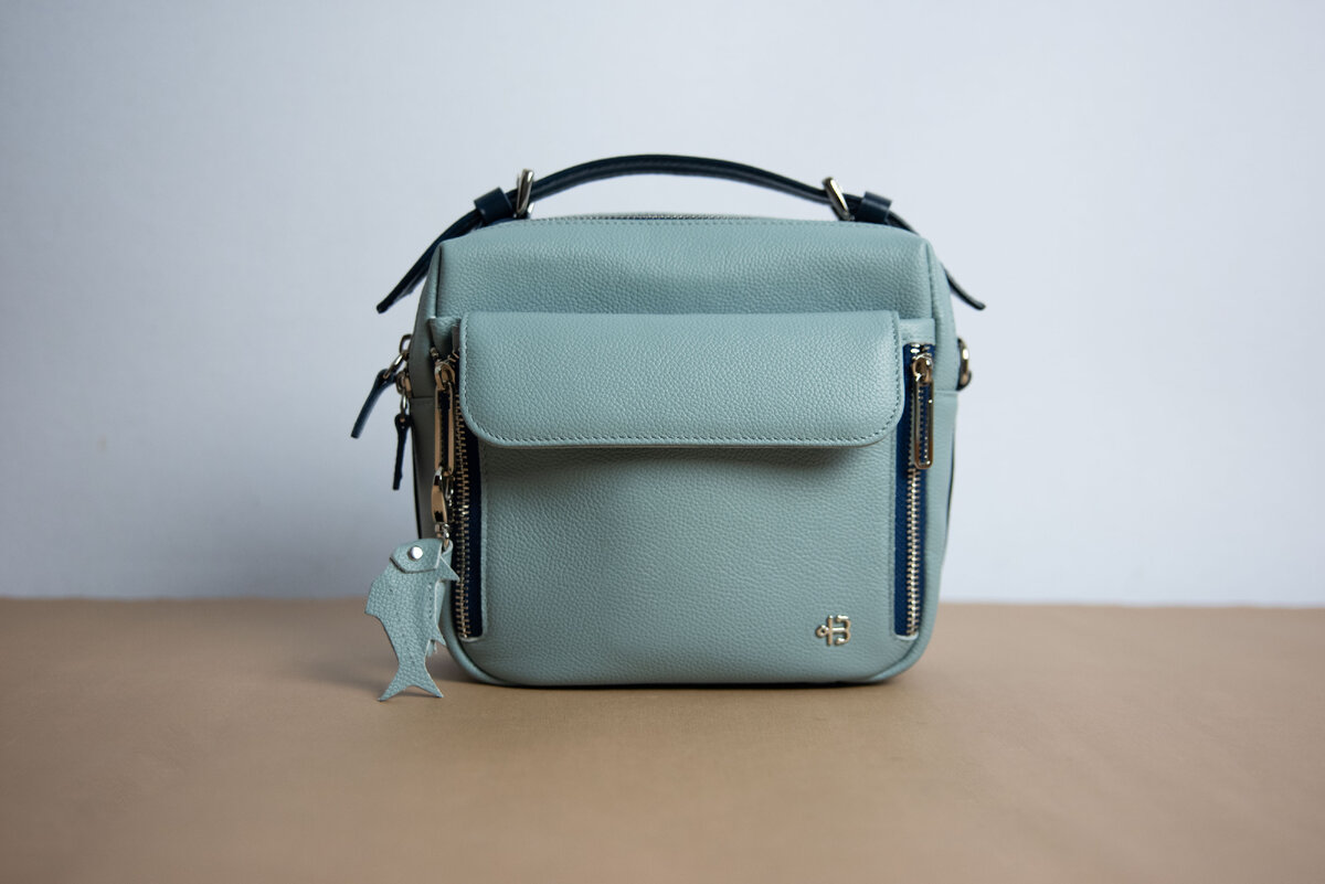 Сумочка Shell от «Верфи» – лучшая спутница в отпуске