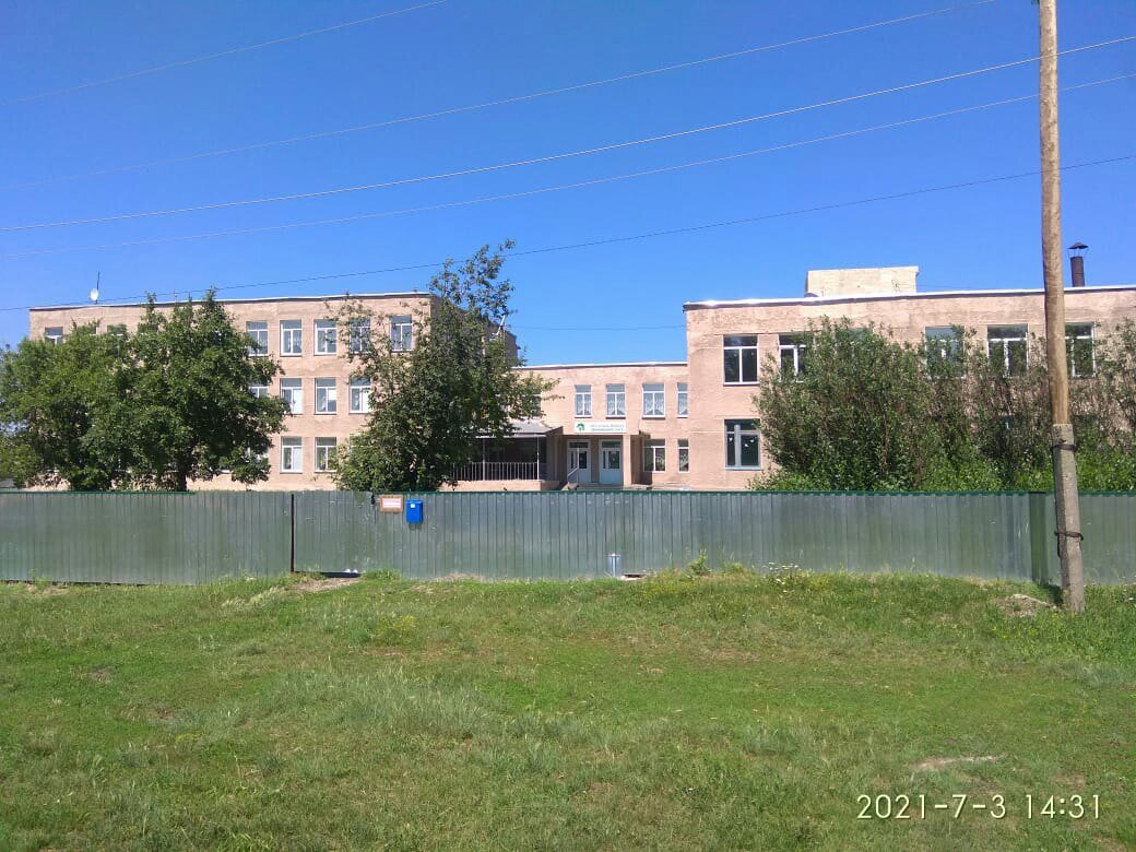 Экопансионат "Домашний уют" - единственный в нашем крае, входящий в реестр поставщиков социальных услуг. Постояльцев размещают в трехэтажном корпусе