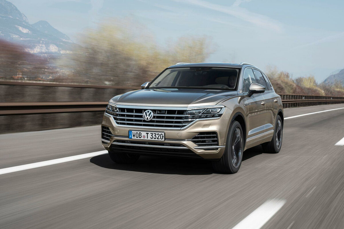 Управление автоматической парковкой Volkswagen Touareg через смартфон  добралось и до России | Открытие | Авто | Дзен