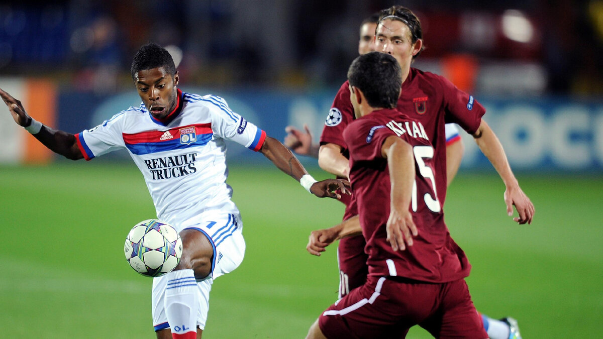 Раунд плей-офф Лиги Чемпионов 2011-2012. Лион - Рубин