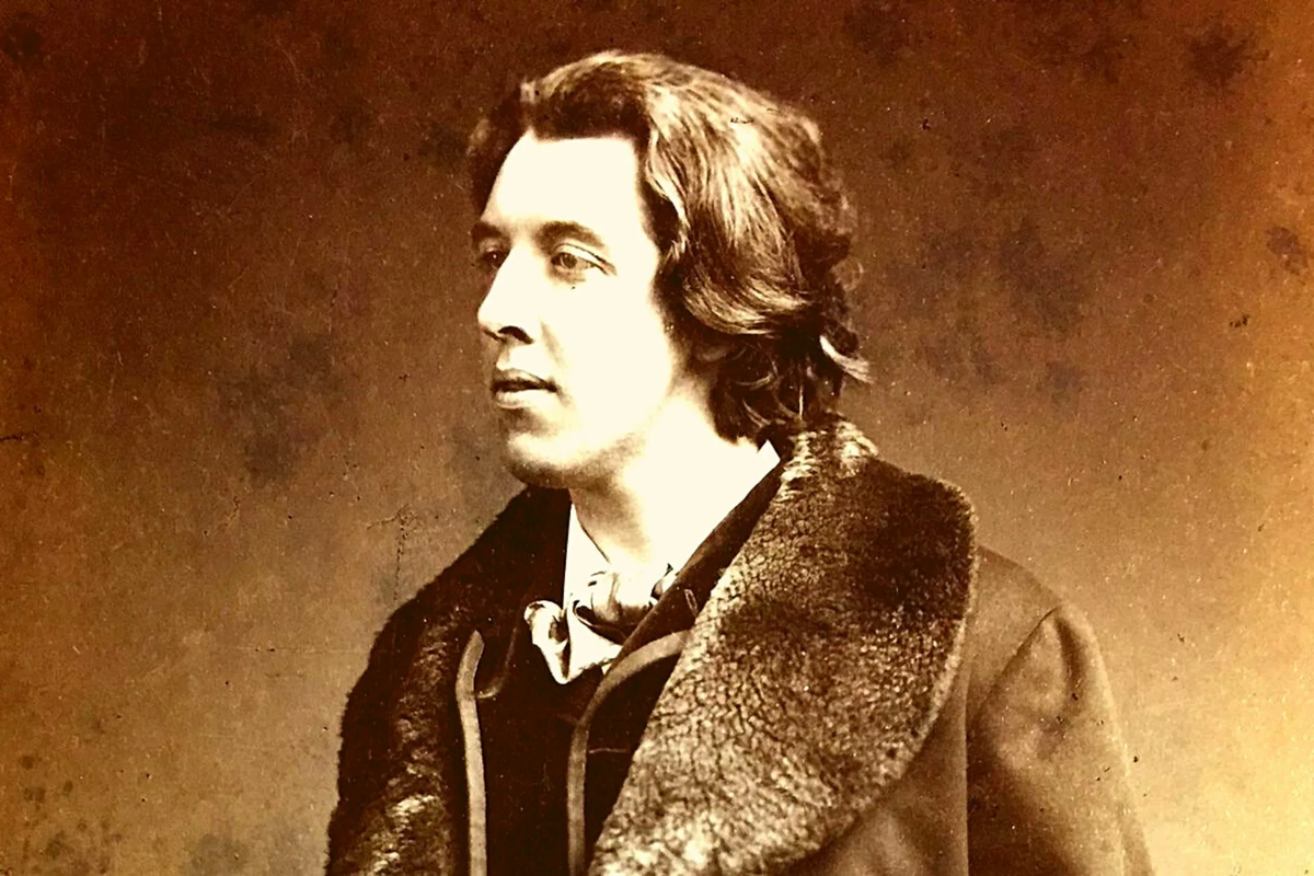 Oscar wilde picture. Оскар Уайльд профиль. Оскар Уайльд в Оксфорде. Оскар Уайльд картинки. Оскар Уайльд театр.