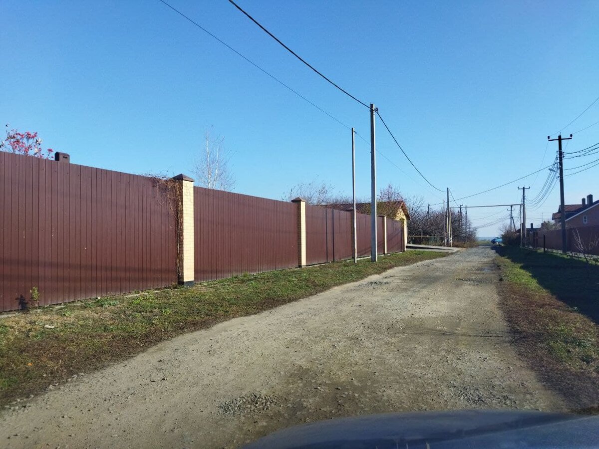 По улице, в основном, у всех профлист.