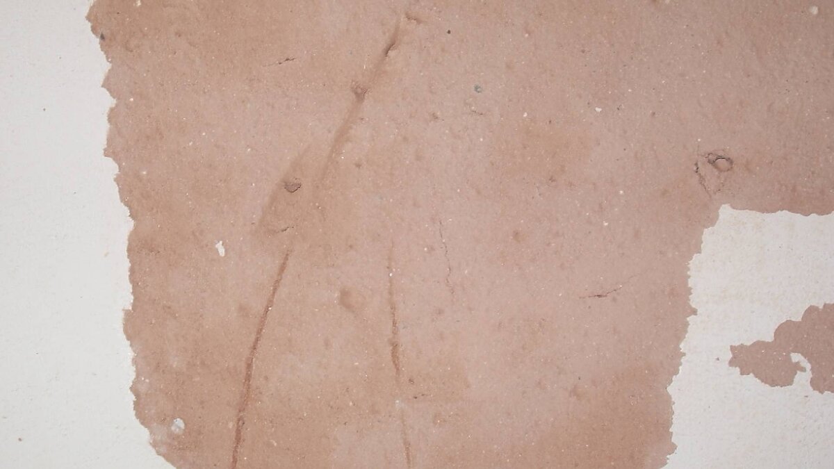 Стена со старой штукатуркой