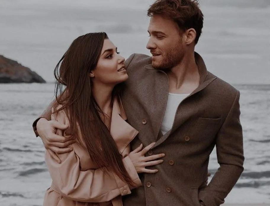 серкан и кираз. керем бурсин 2020 и ханде. керем бурсин и ханде эрчел. ханде эрчел 2020 керем бюрсин. селин и серкан вместе.