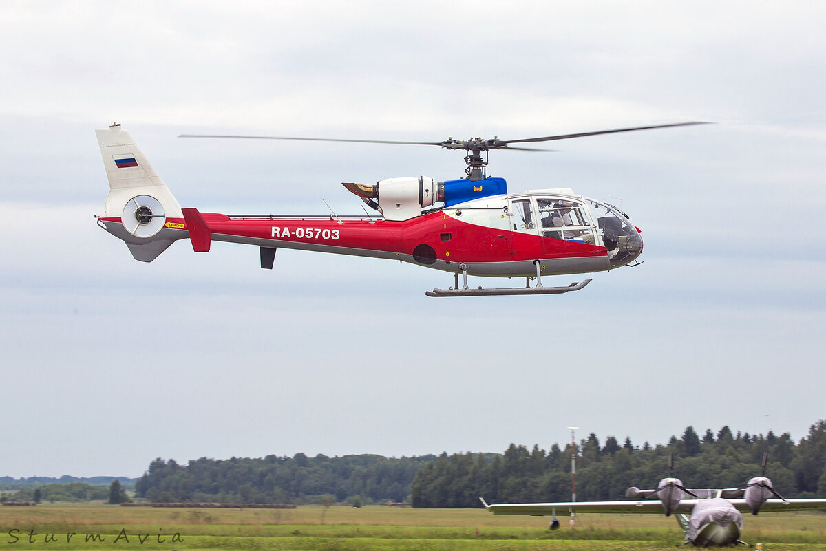 Aerospatiale SA341B Gazelle AH.1. Английский военный вертолет в России |  SturmAvia - авиация и путешествия | Дзен