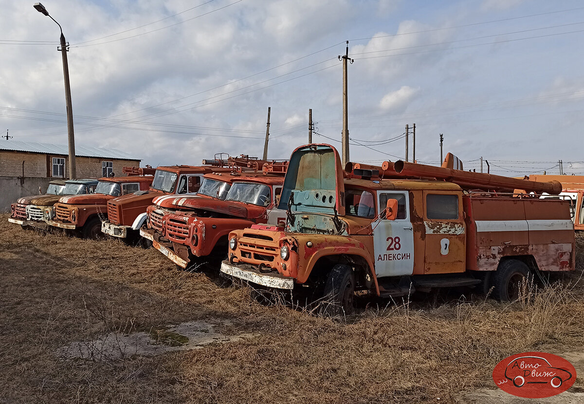 Посмотрел площадку, где собраны десятки советских пожарных автомобилей  перед утилизацией | АвтоДвиж | Дзен