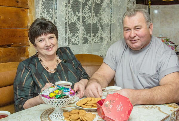    Николай КИРИЕНКО с супругой Галиной