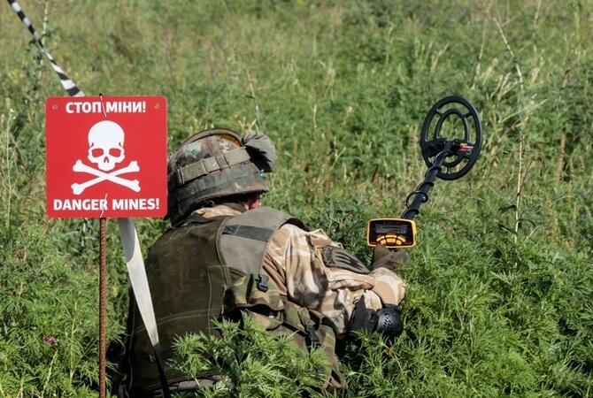 Обычно украинские военные таких табличек не ставят