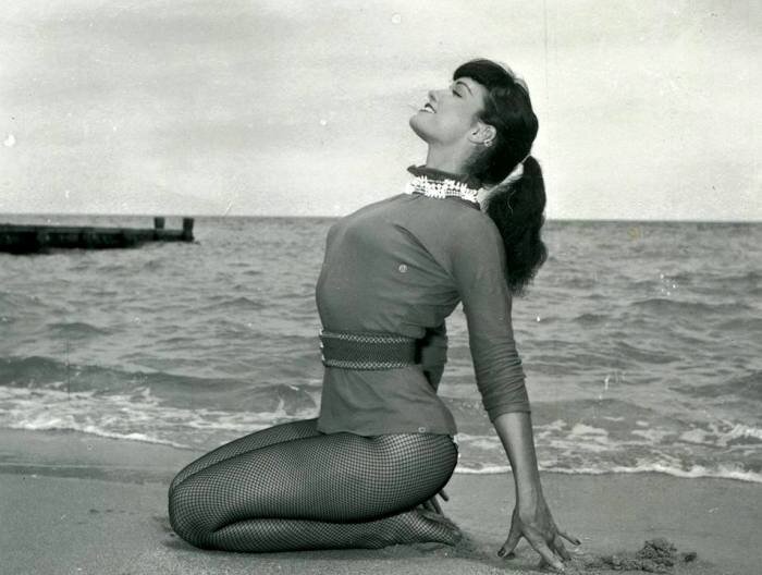 Кезекшілік тесік порно фото