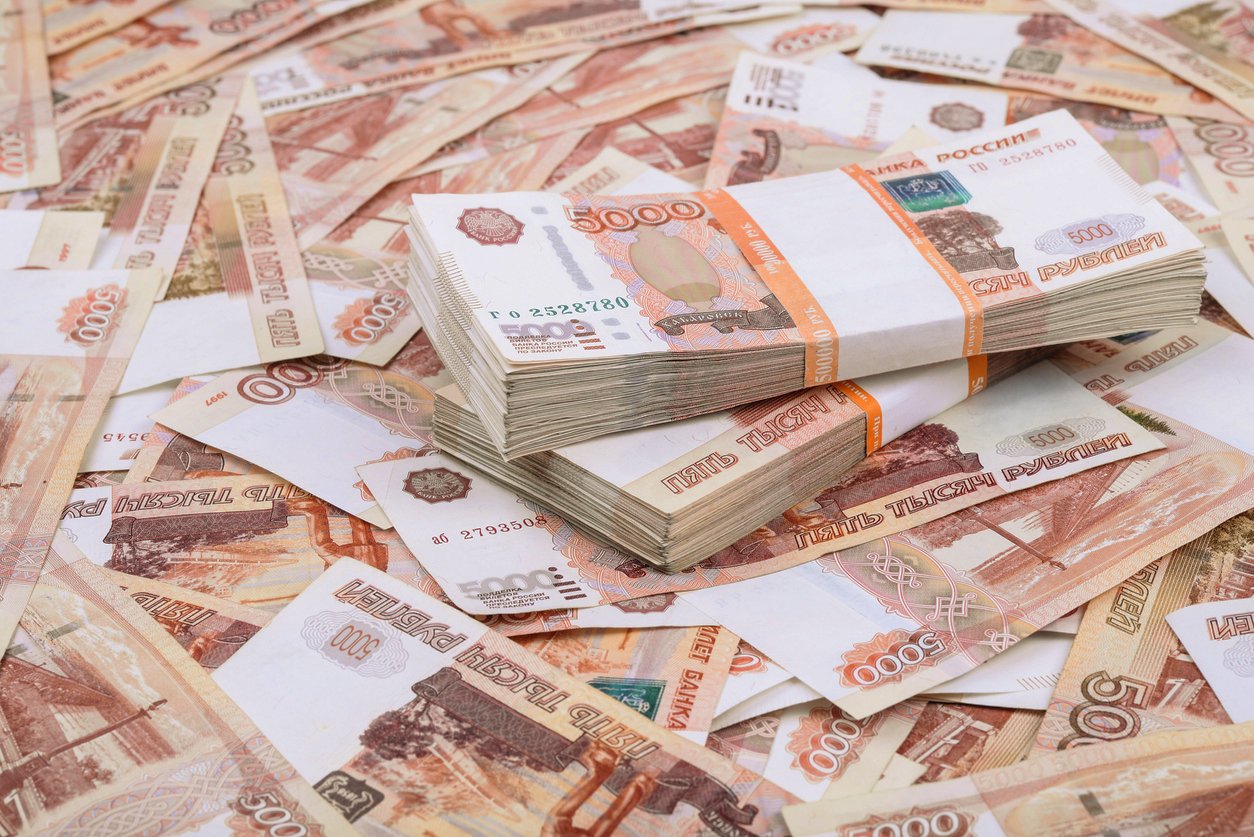Бояре предложили напечатать 15 трилионов рублей, что бы запусить экономику0