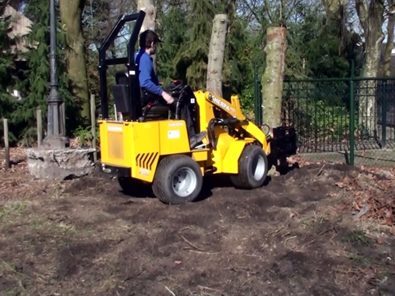 Мини-погрузчики для землеройных работ