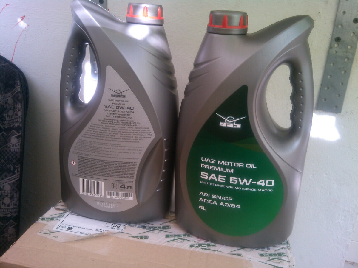 Моторное масло уаз 10w-40 1 л. Масло уаз патриот в двигатель 5w40. Масло uaz motor oil premium 5w-40. Масло уаз 0w30. Моторное масло уаз.
