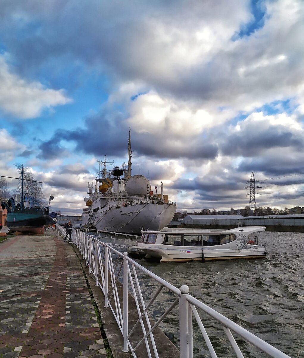 Набережная Мирового Океана (Петра Великого). Калининград