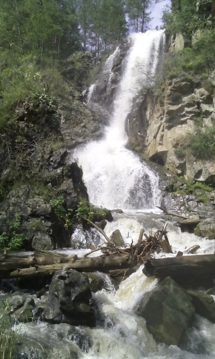 Камышлинский водопад. 