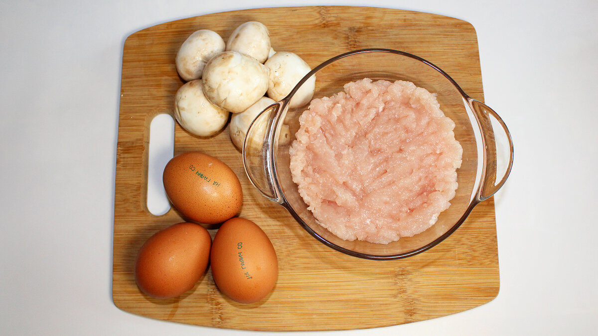 Яичный гриб. Фарш для яиц под грибочки. Грибы с яйцом в духовке. Сочетание грибов и яиц.