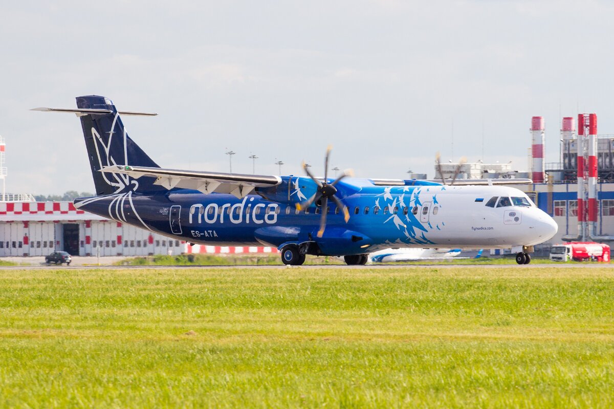 ATR 72 ES-ATA NORDICA 