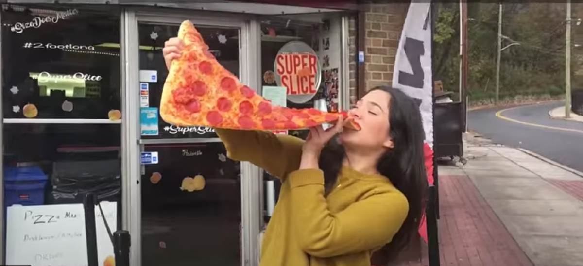 Pizza Barn, фрагмент из видео от Food Network