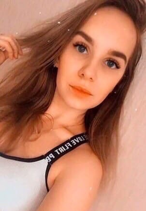 Анна Жукова