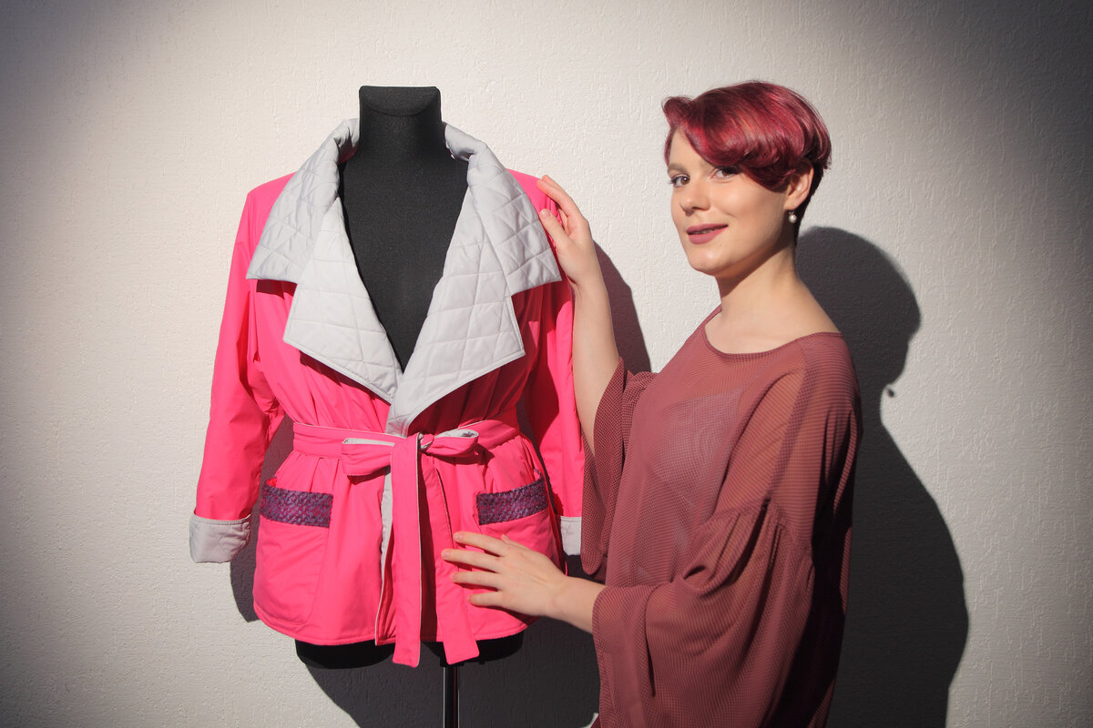 Я Fashion Дизайнер. Меня зовут Яна Левашова.