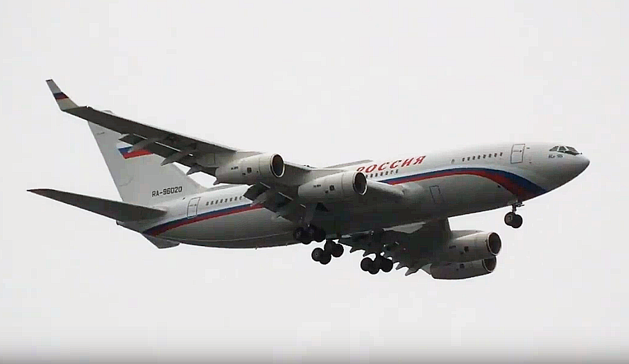 Ilyushin Il-96-300PU Rossiya - Special Flight Squadron RA-96020