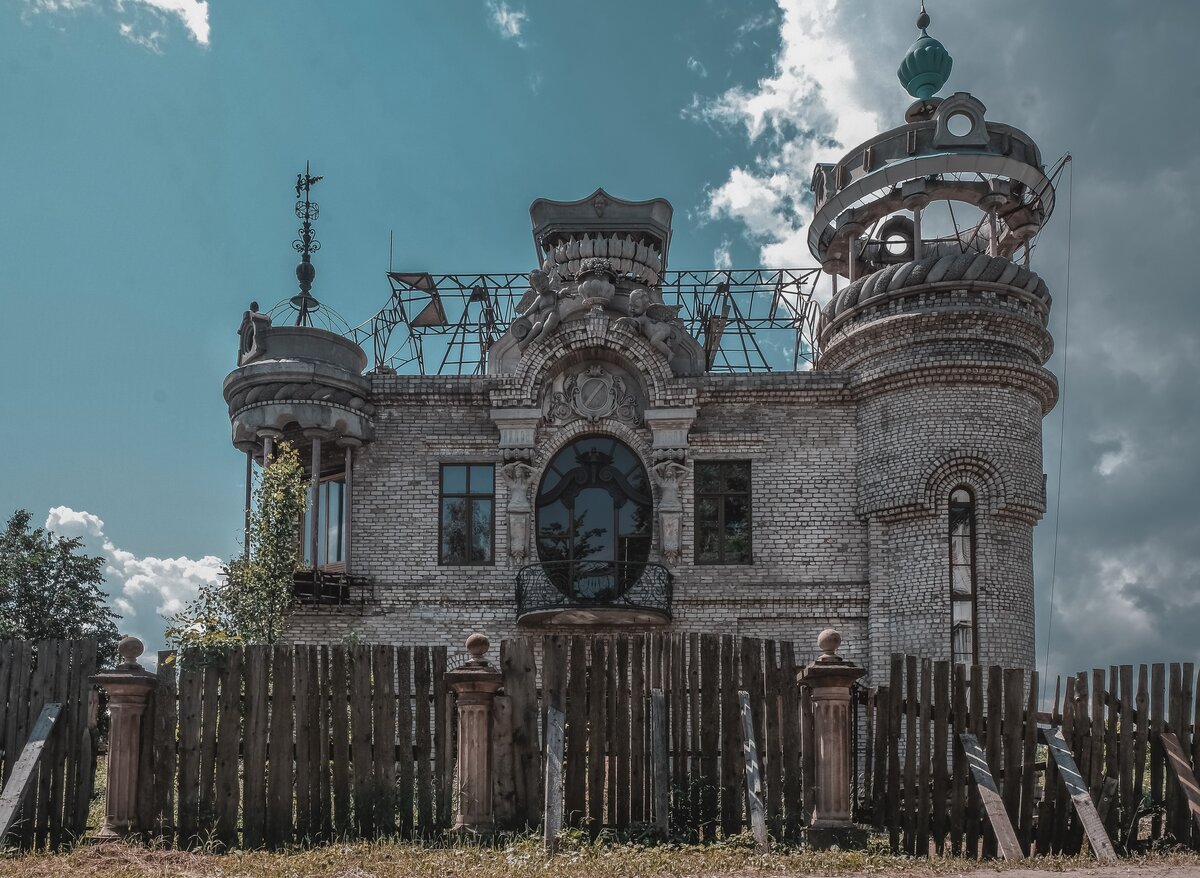 Замок / особняк в Валдае