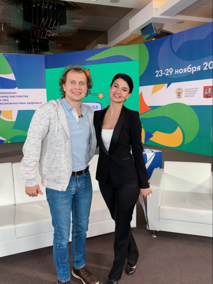 С очаровательной Вероникой Романовой