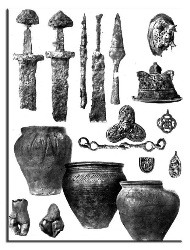 Находки из славянских курганов в Гнездово. Фото Яндекс. Картинки.
