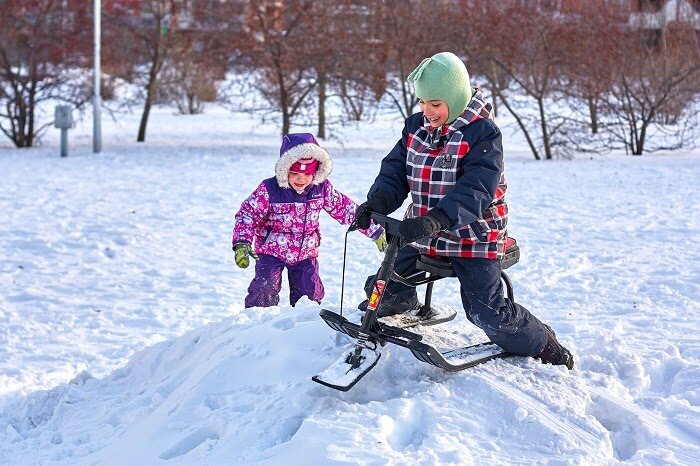 Люби и возить: на чем кататься с горки