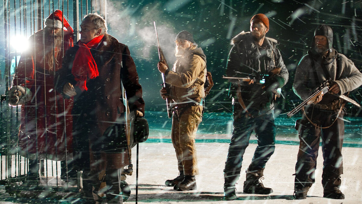 Кадр из фильма " Санта на продажу "