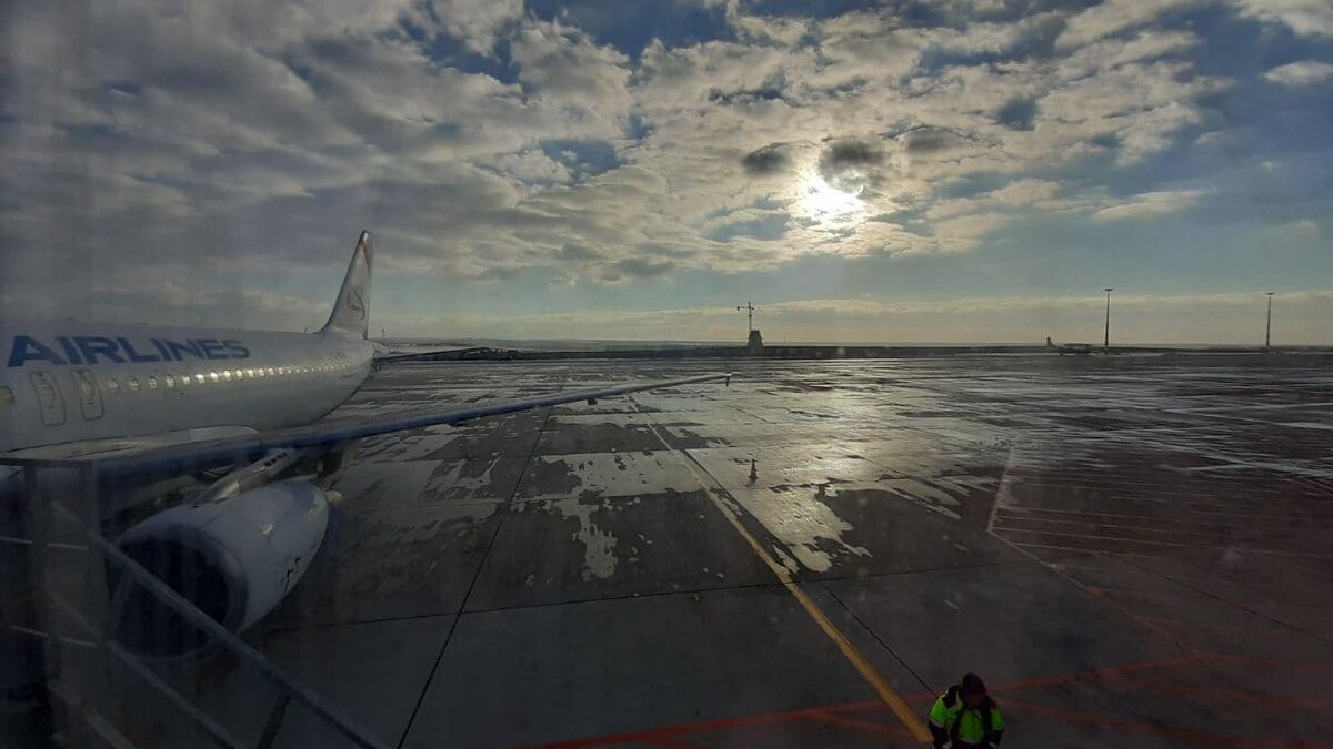 Летать без багажа одно удовольствие, очень быстро и удобно
