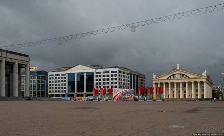 Как говорит Варламов можно убрать Беларусь из колхоза, но колхоз из Минска не убрать