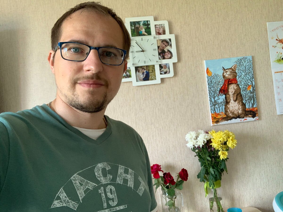 Я конечно не романтик, но жену люблю и стараюсь чаще дарить ей цветы