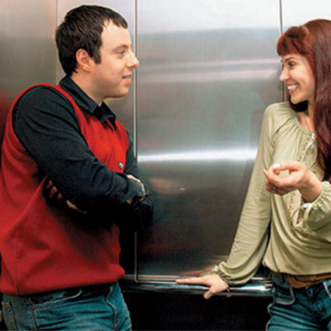 Лифт застрял. Соседка в лифте. Соседка в лифте. Соседка в лифте. Женщина избившая ребёнка в лифте.