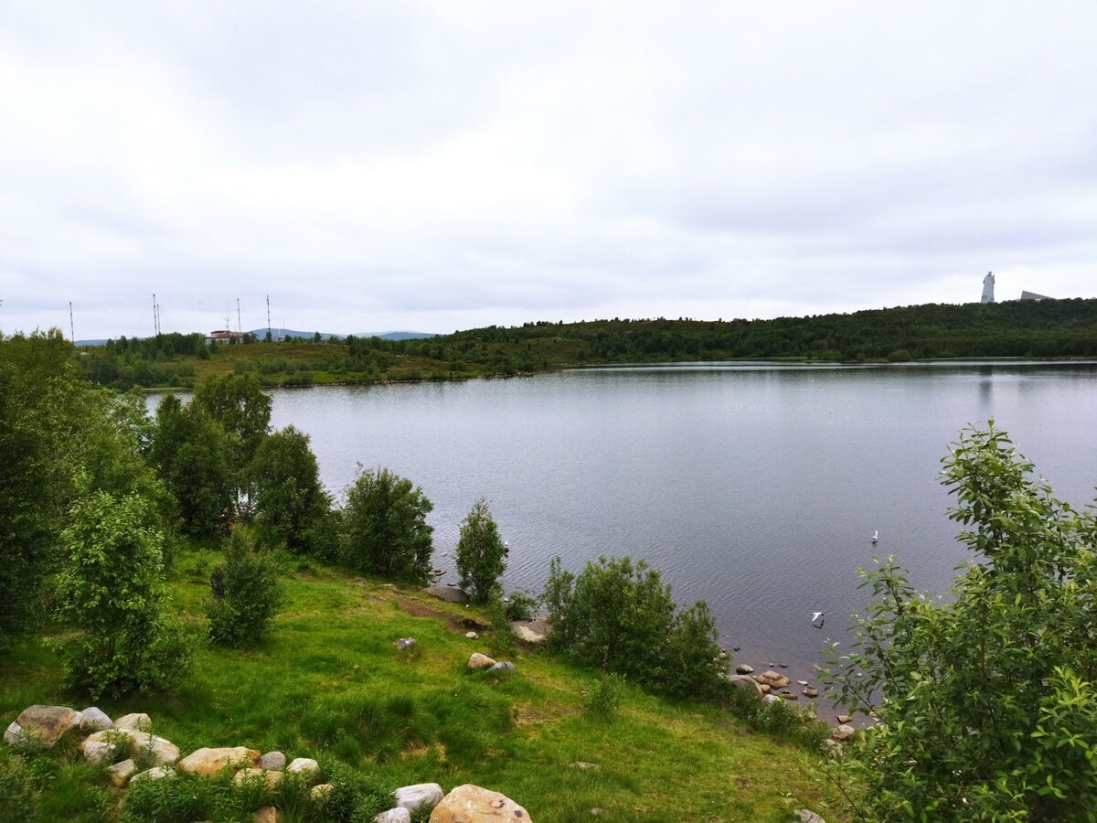 Семёновское озеро в черте Мурманска